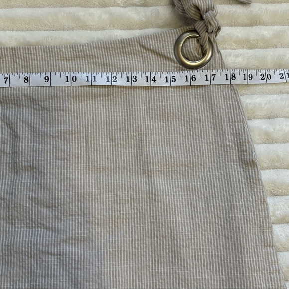 Charlotte Russe Skort with Wrap-Style Tan and White Stripe Women’s Size XL - Picture 7 of 8